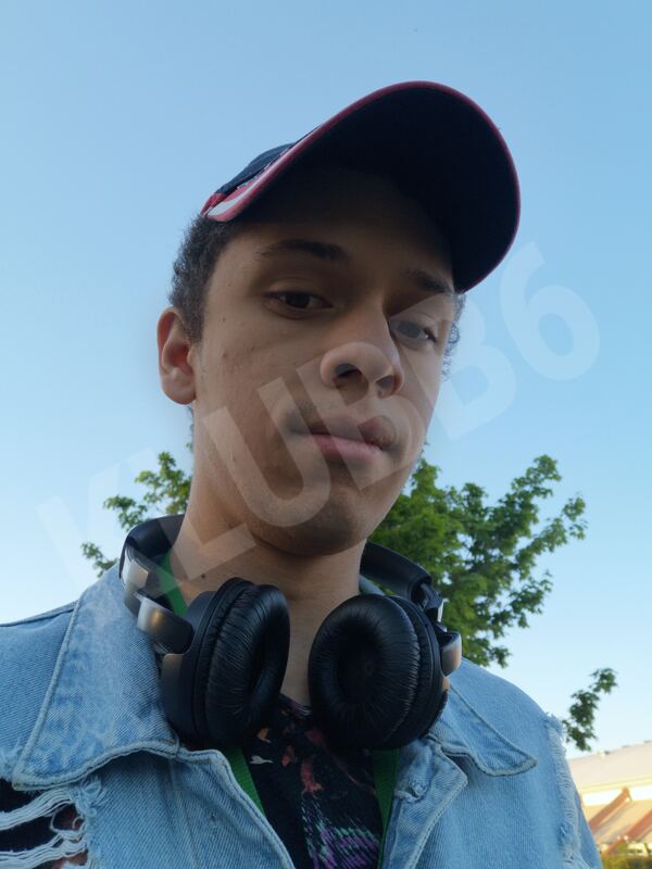 Jonathan256001497