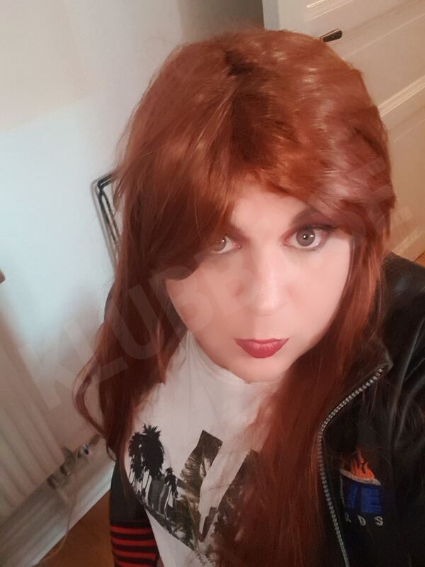 Angela843958811