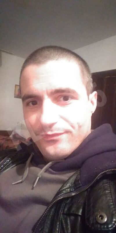 RobyKg816025921