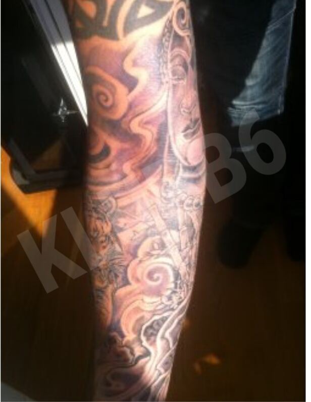 Christian833896604