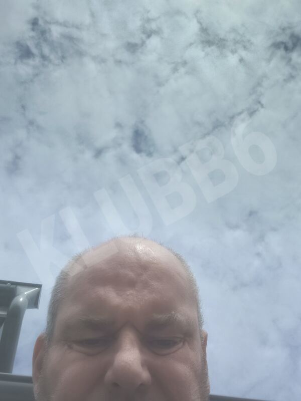 Mikael105962595
