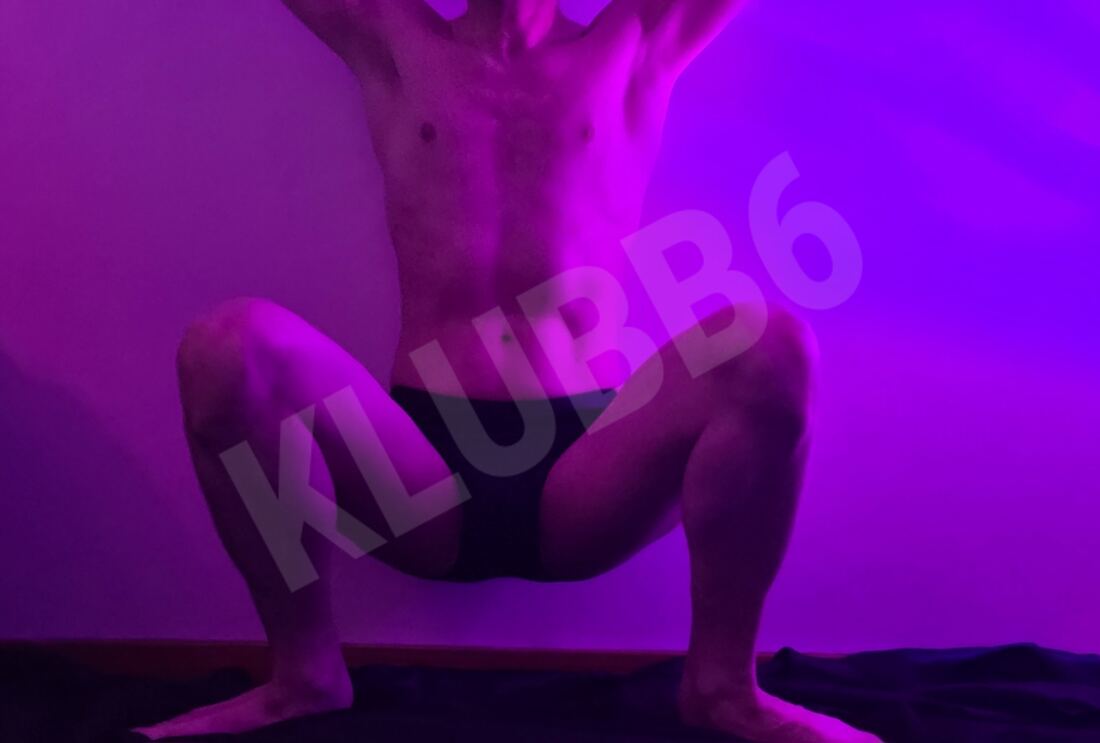 NaughtyCherry5998610