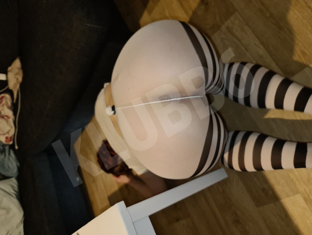 Girls2couple4337677