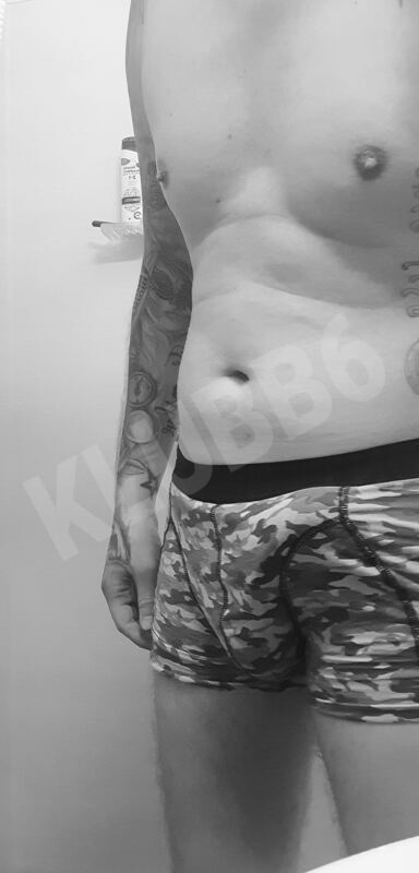 youarehott0005219101