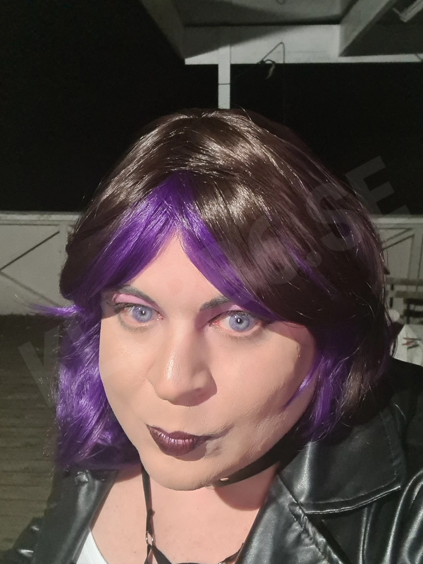 Angela843958831