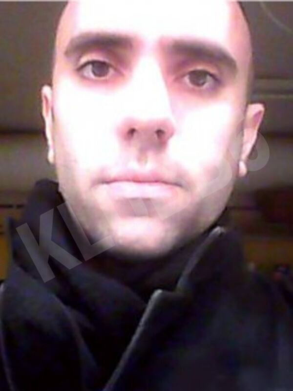 Damien833941924