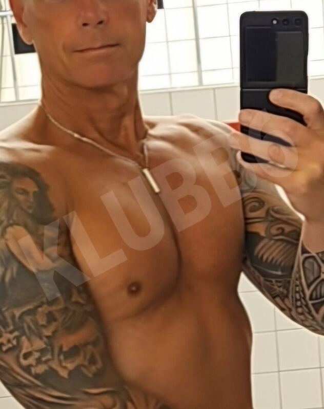 mannen415987088