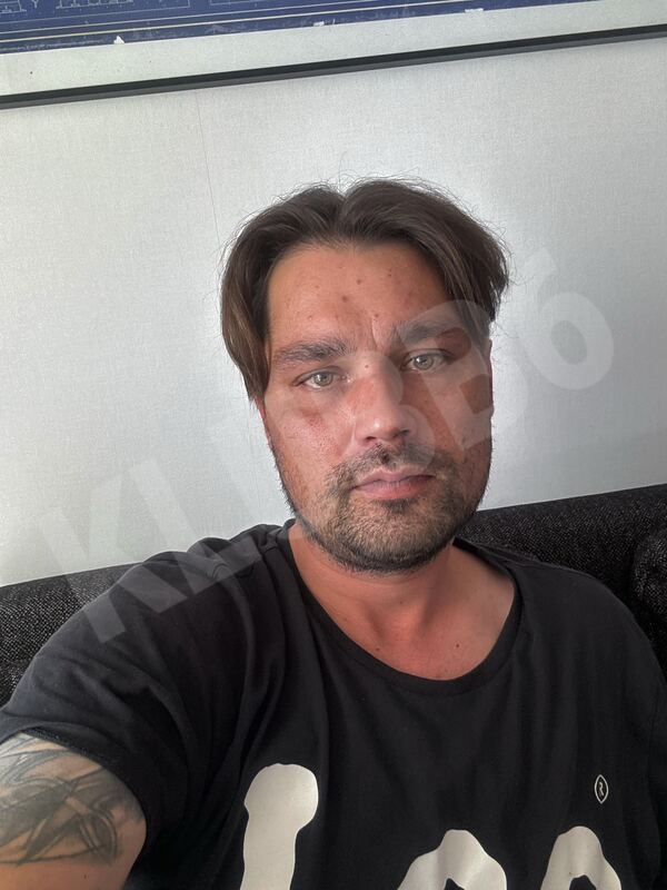 Roberto875161091